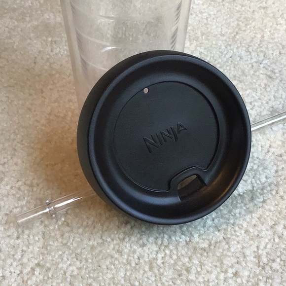 NWOT Ninja Tall Clear Tumbler with Lid and Reusable Straw - Picture 7 of 9